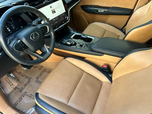 Used 2023 Lexus RZ 450e Premium w/ Technology Package AWD/4WD image 10