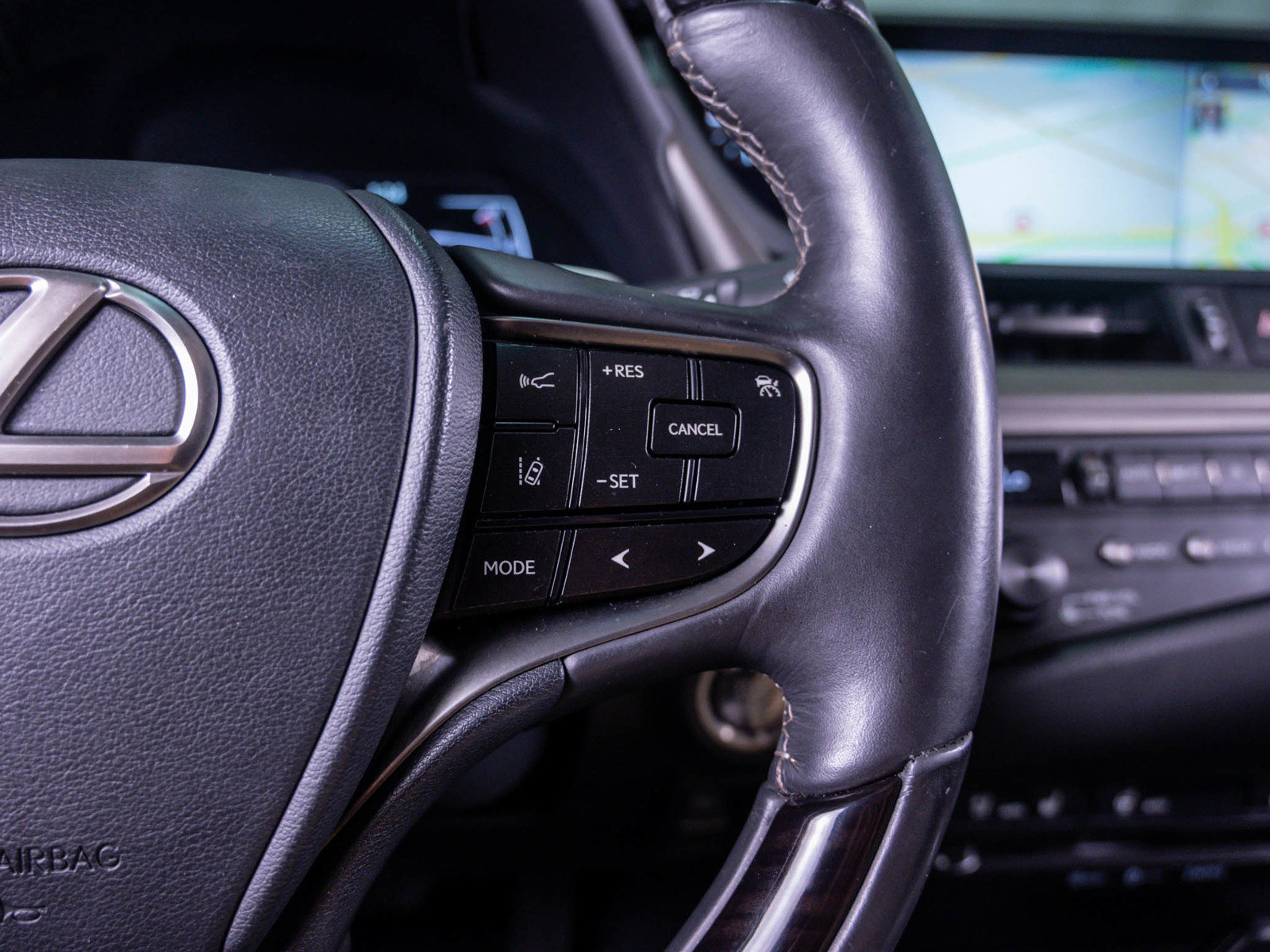 Used 2020 Lexus ES 350 w/ Premium Package FWD image 22