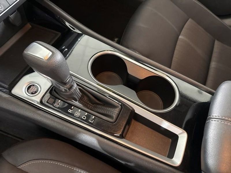 Used 2024 Nissan Altima 2.5 SV image 23