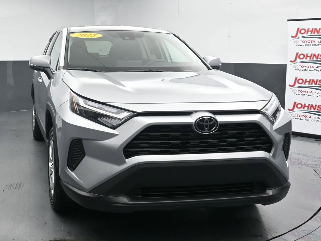 Used 2025 Toyota RAV4 LE FWD image 3