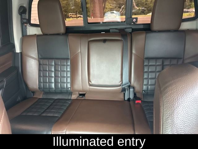 Used 2017 Nissan Titan Platinum Reserve AWD/4WD image 27