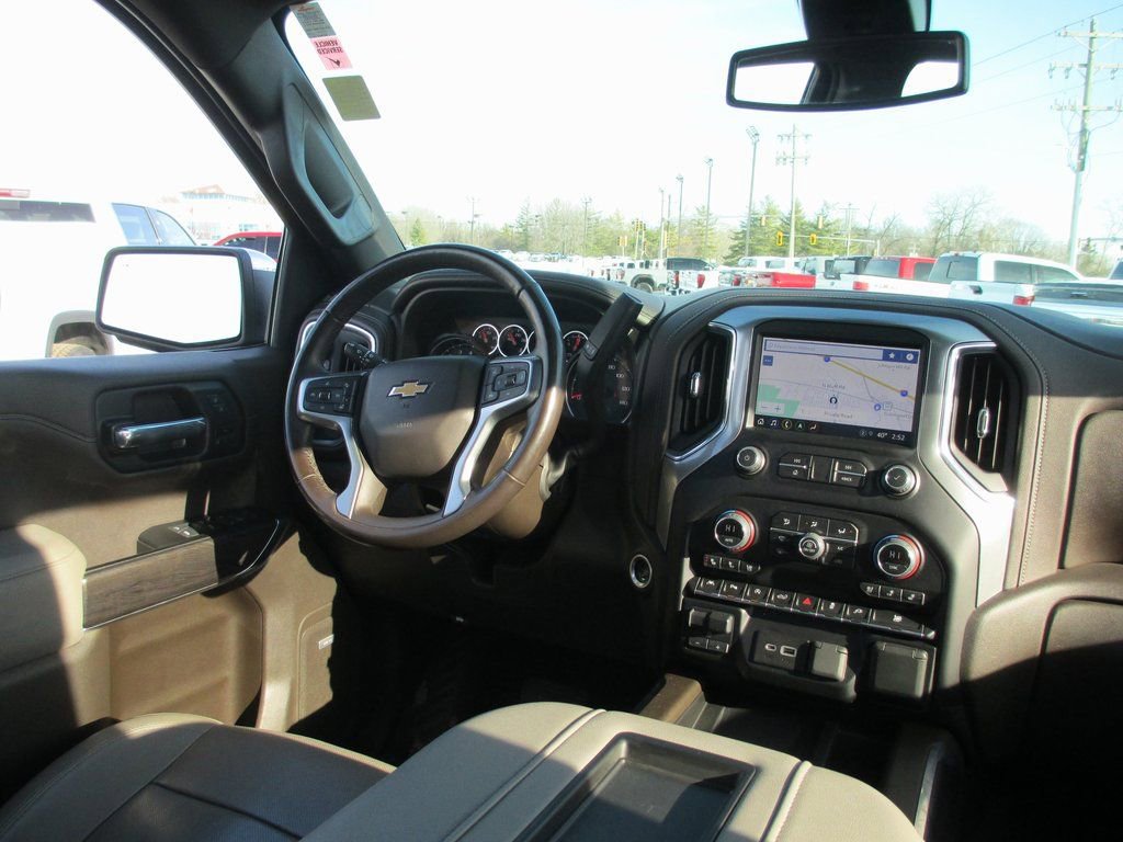 Used 2022 Chevrolet Silverado 1500 LTZ w/ LTZ Premium Package image 22