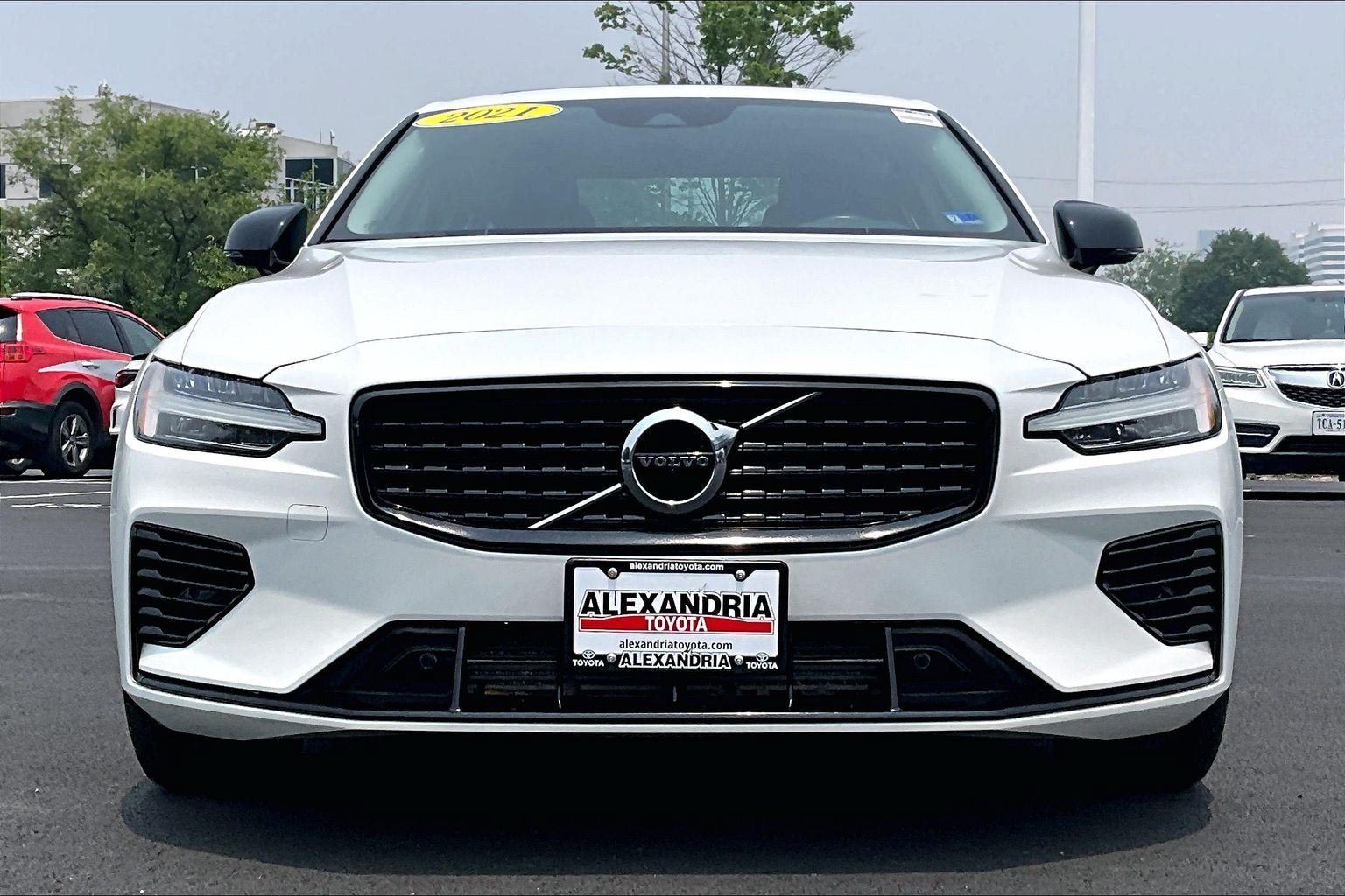 Used 2021 Volvo S60 T8 R-Design Expression AWD/4WD image 3