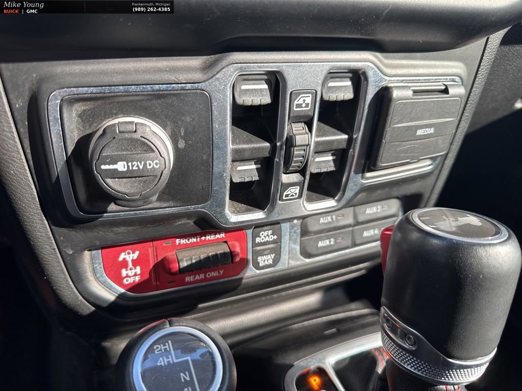 Used 2023 Jeep Wrangler Unlimited Rubicon w/ Cold Weather Group image 28