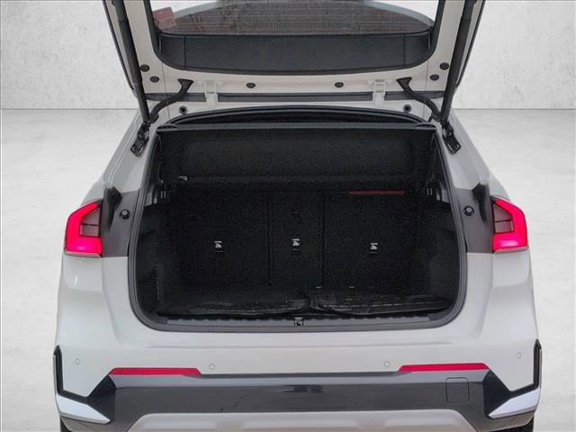 Used 2025 BMW X1 xDrive28i w/ Technology Package AWD/4WD image 6
