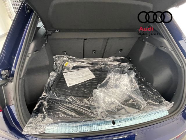 New 2025 Audi Q3 2.0T Premium image 8