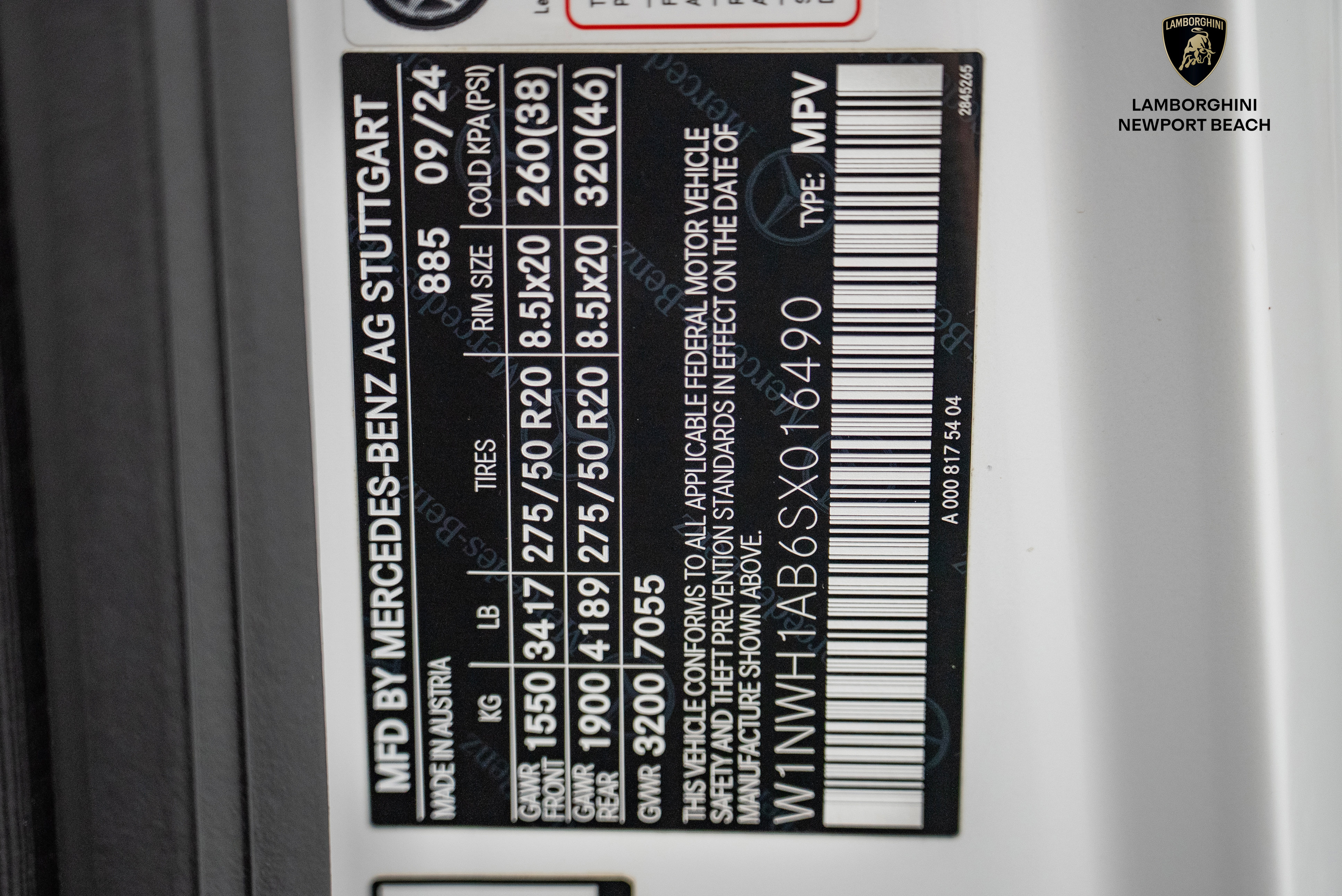 Used 2025 Mercedes-Benz G 550 image 37