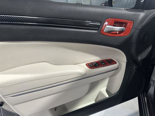 Used 2019 Chrysler 300 Touring L w/ Quick Order Package 22F image 29