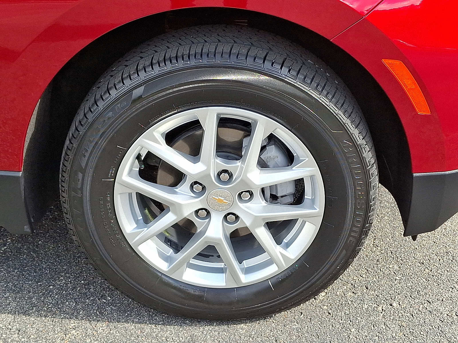 Used 2023 Chevrolet Equinox LT image 9