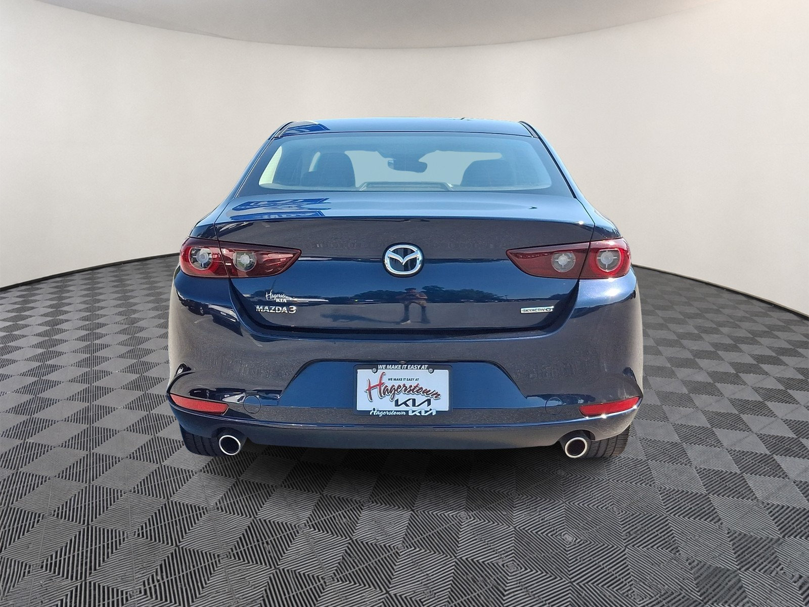 Used 2023 MAZDA MAZDA3 s FWD image 5