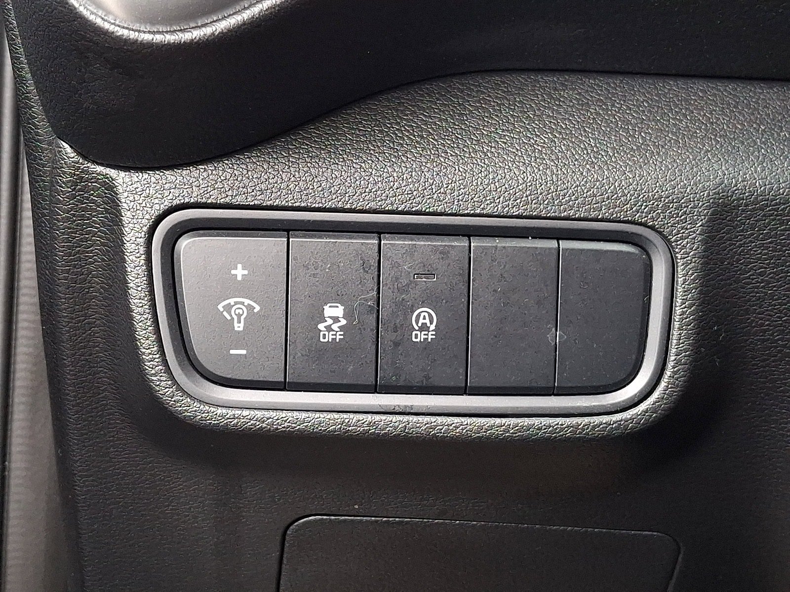 Used 2023 Kia Soul LX FWD image 25