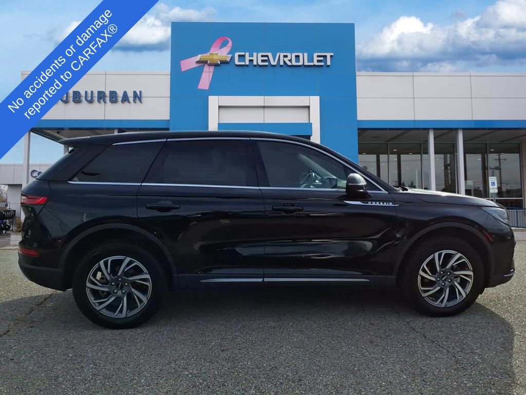 Used 2023 Lincoln Corsair AWD w/ Equipment Group 101A image 4