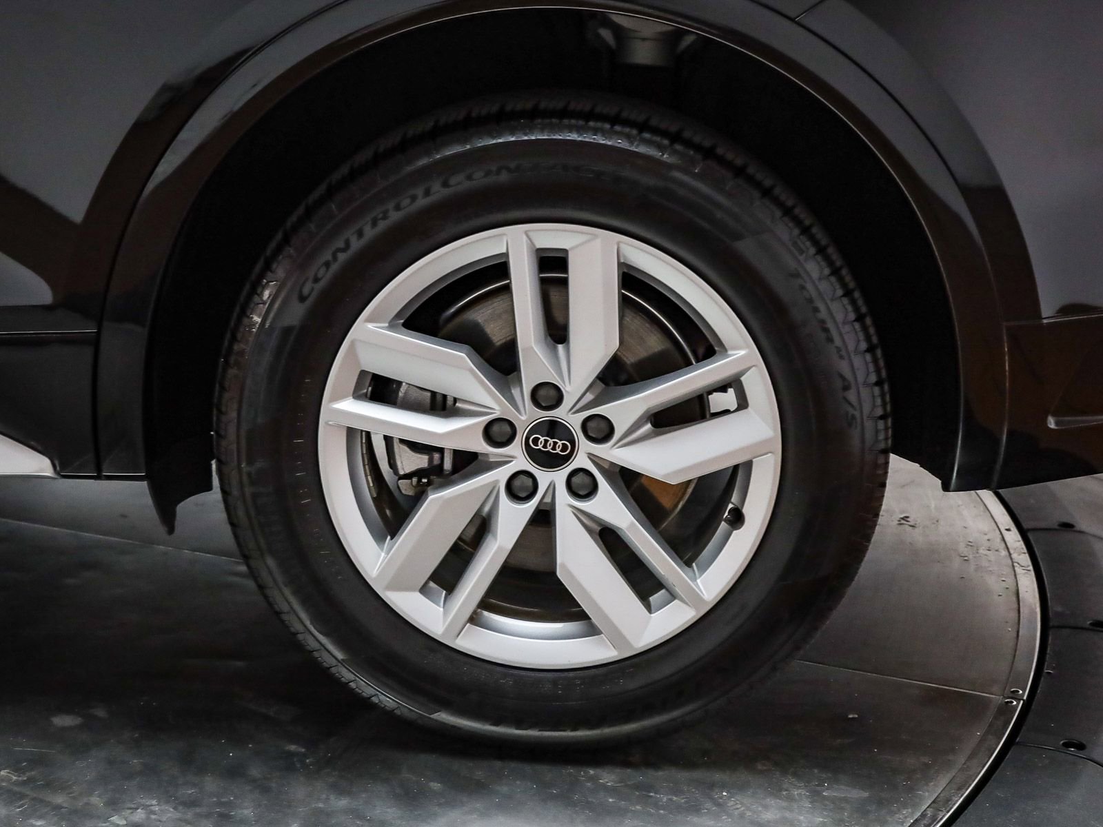 Used 2023 Audi Q5 2.0T Premium AWD/4WD image 11
