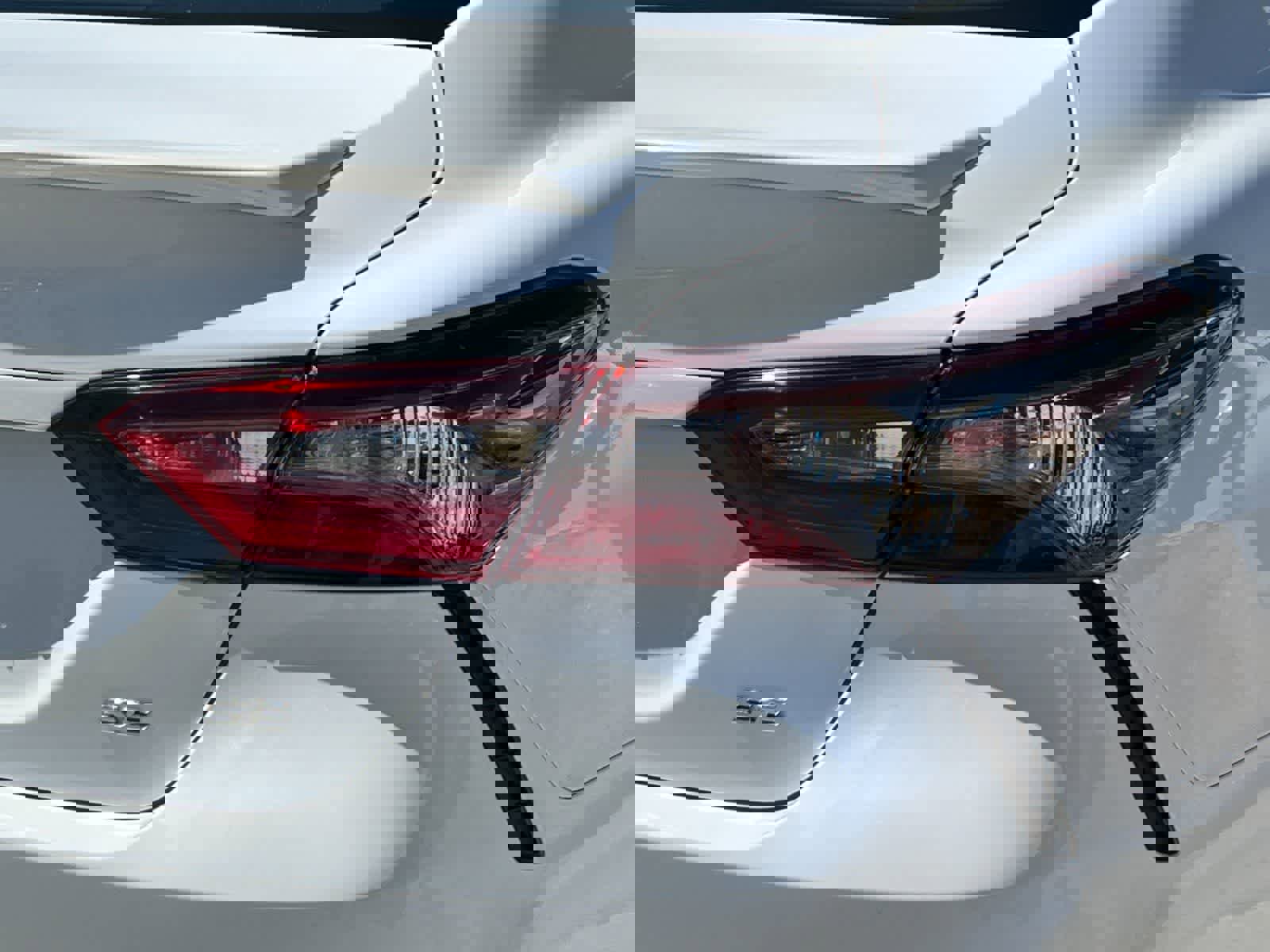 Used 2023 Toyota Camry SE image 25