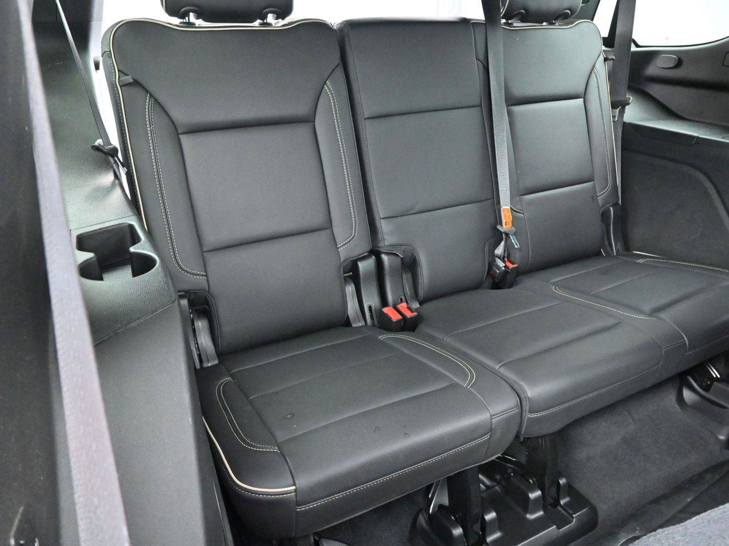 Used 2021 Chevrolet Tahoe Premier w/ Premium Package AWD/4WD image 39