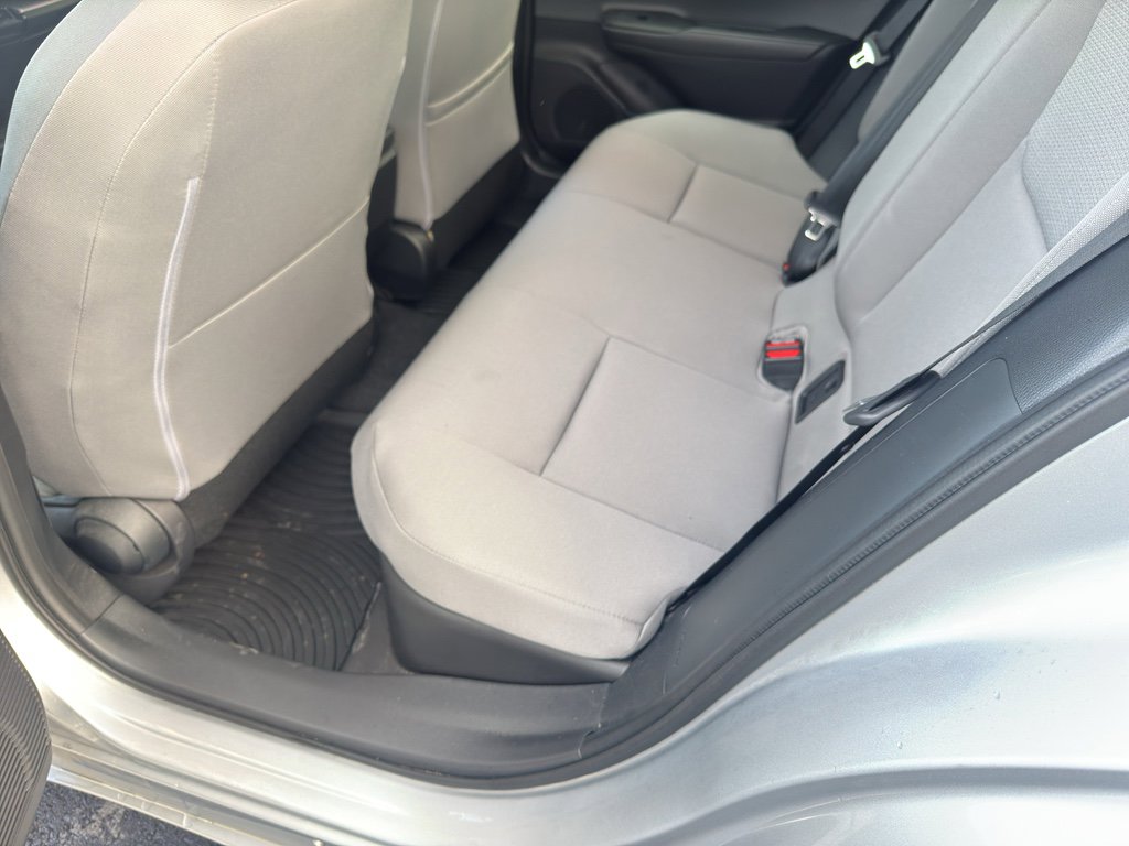 Used 2024 Toyota Prius LE image 9