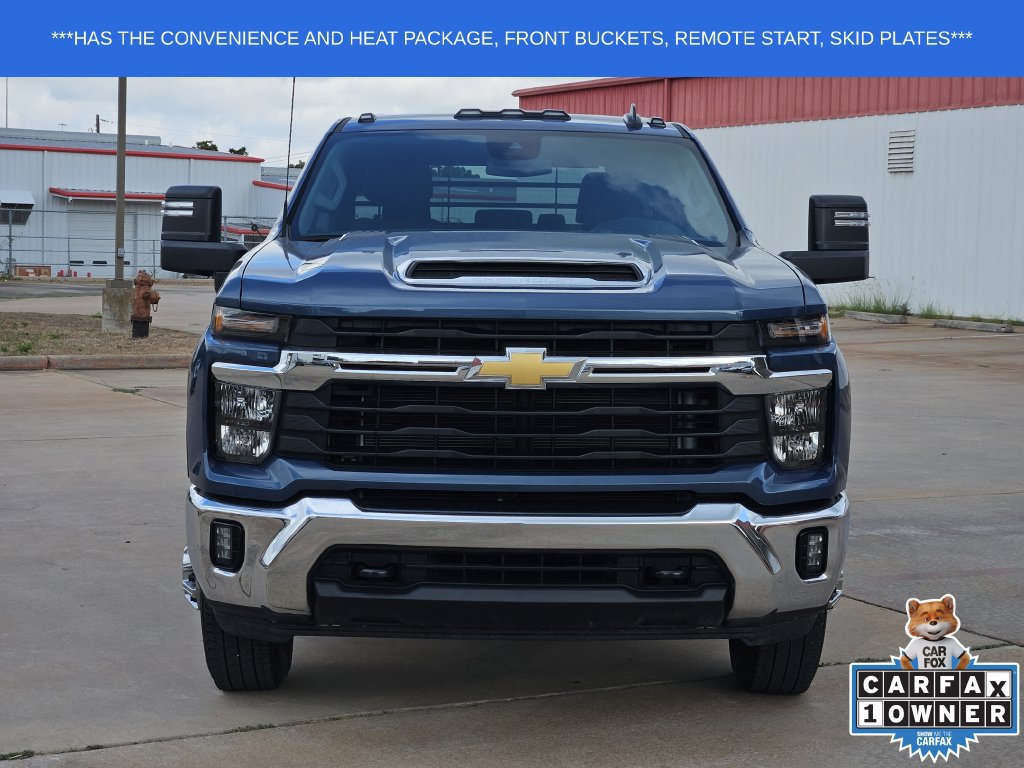 Used 2025 Chevrolet Silverado 3500 LT w/ Convenience Package AWD/4WD image 2