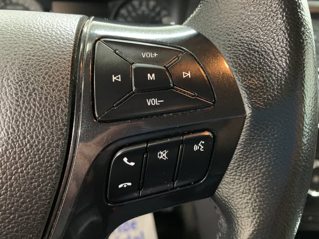 Used 2018 Ford Explorer XLT AWD/4WD image 26