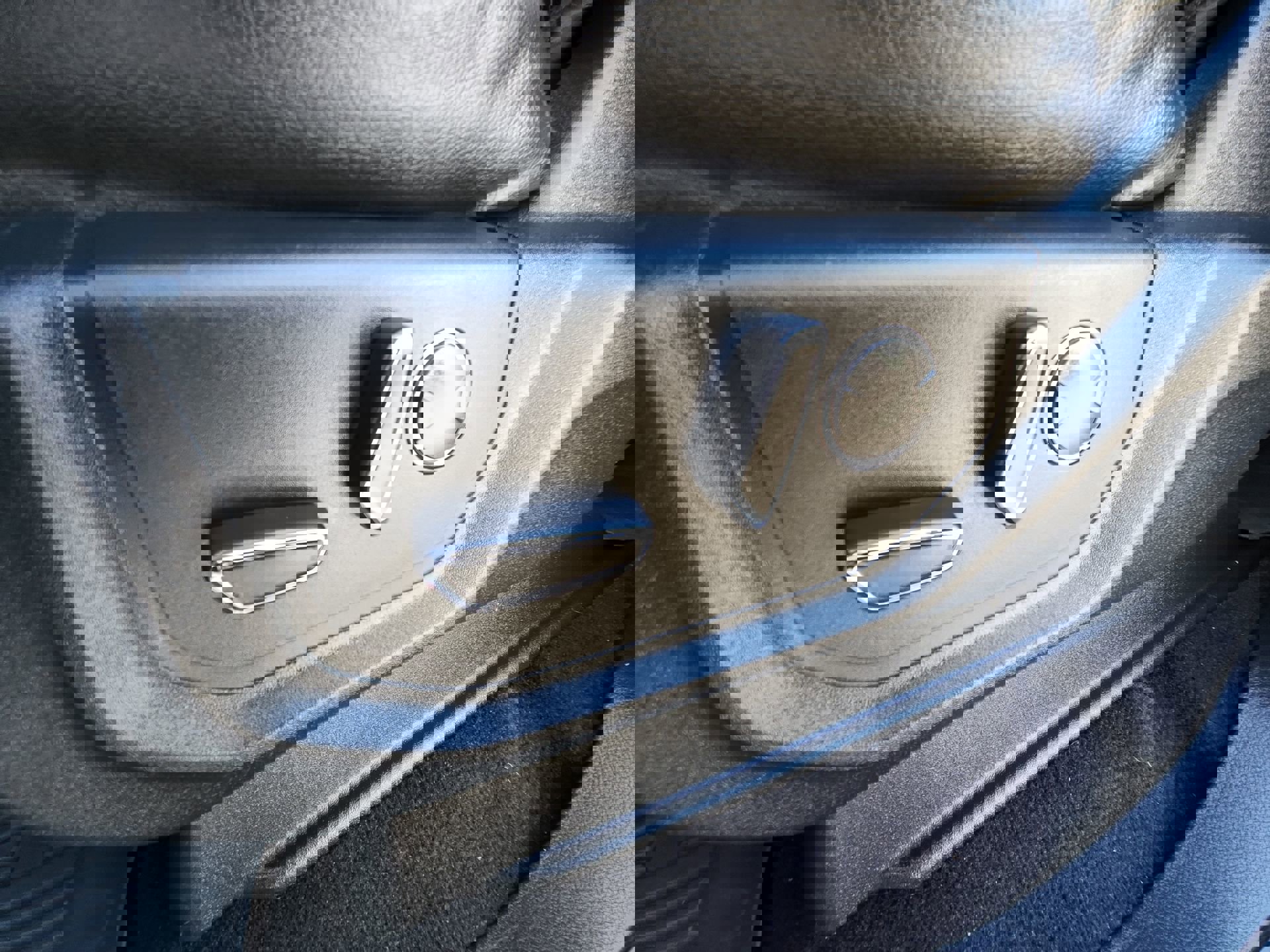 Used 2021 Ford Expedition Max Limited image 14