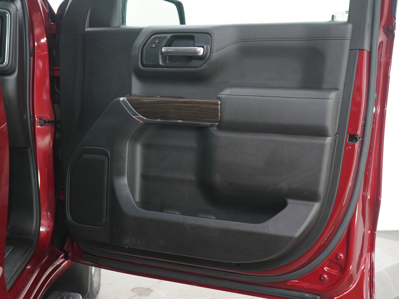 Used 2019 Chevrolet Silverado 1500 LT image 13