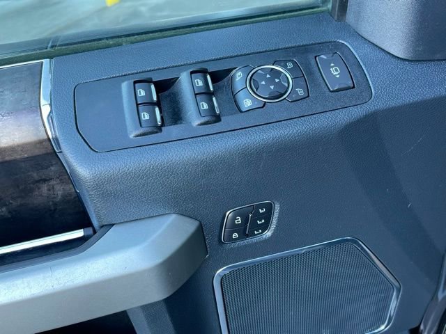 Used 2022 Ford F350 Lariat w/ Lariat Ultimate Package AWD/4WD image 27