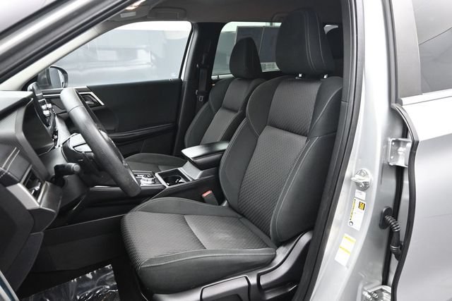 Used 2022 Mitsubishi Outlander ES FWD image 4
