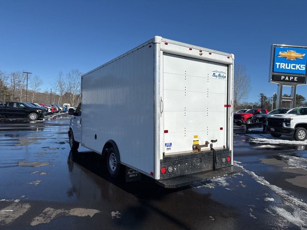 Used 2023 Chevrolet Express 3500 w/ Power Convenience Package image 9