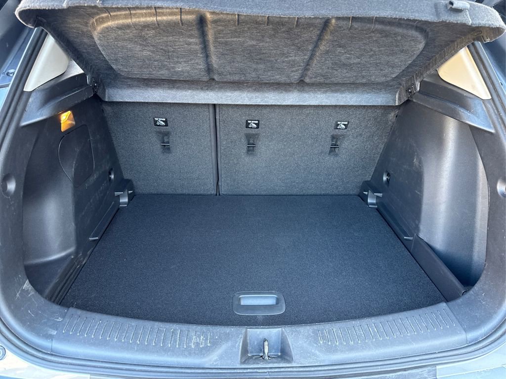 Used 2023 Buick Encore GX Select w/ Safety Package II image 11