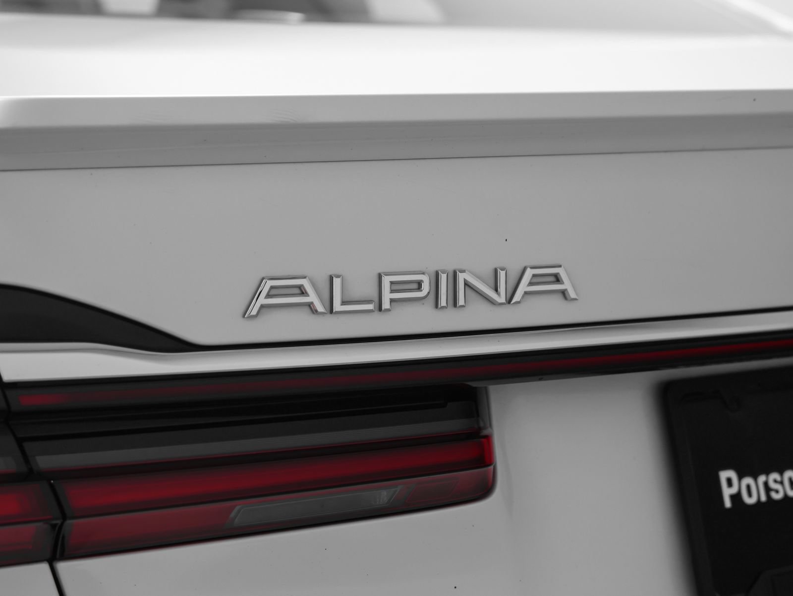 Used 2022 BMW ALPINA B7 xDrive w/ Luxury Rear Seating Package AWD/4WD image 20