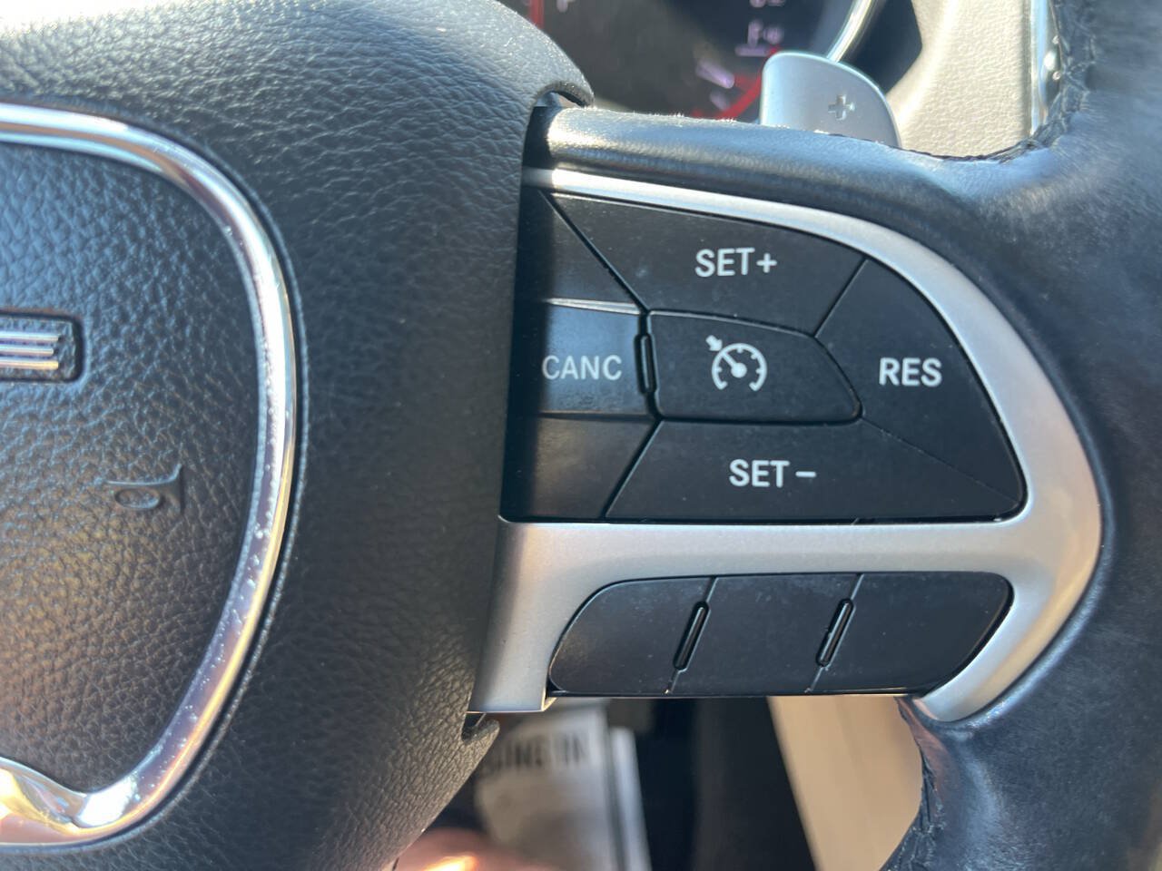 Used 2015 Dodge Durango Limited w/ Premium Group AWD/4WD image 29