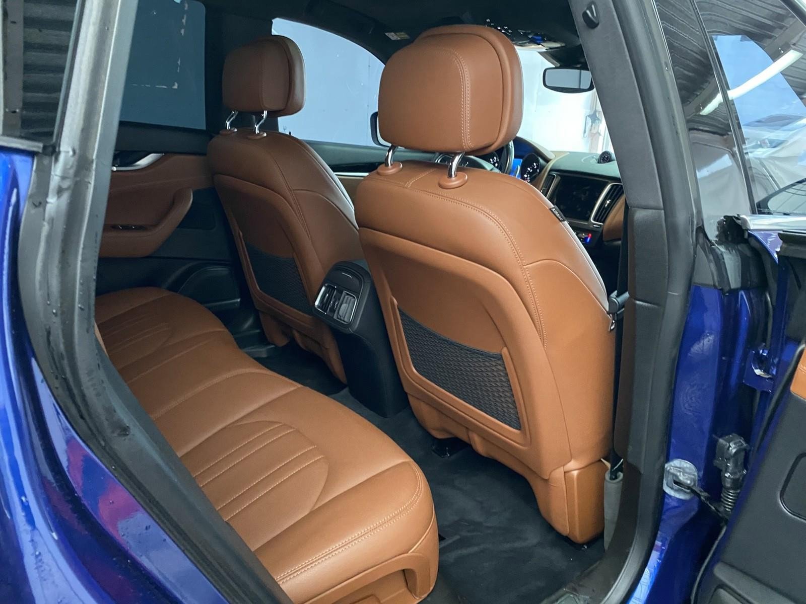 Used 2018 Maserati Levante image 11