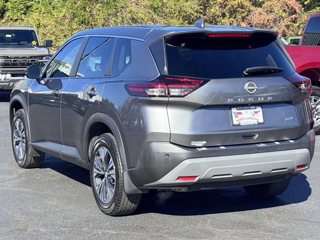 Used 2022 Nissan Rogue SV image 14