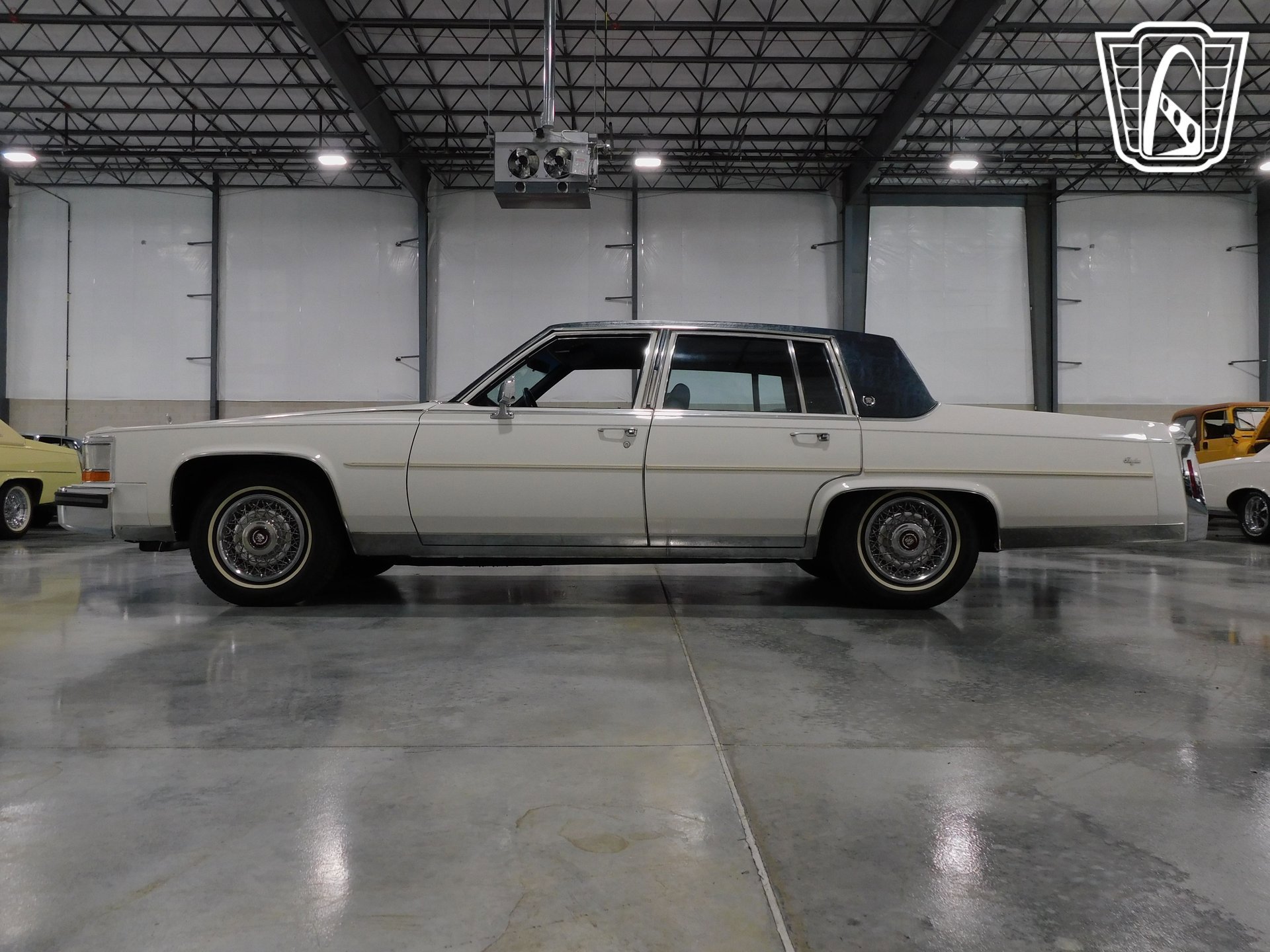 Used 1988 Cadillac Brougham image 28