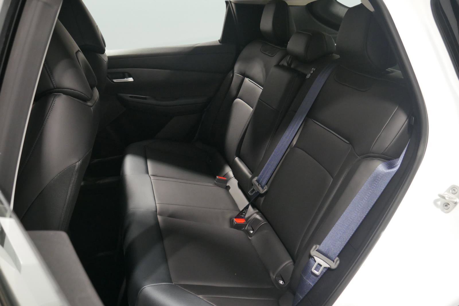 New 2026 Nissan Leaf SV+ w/ Illuminated Package image 11