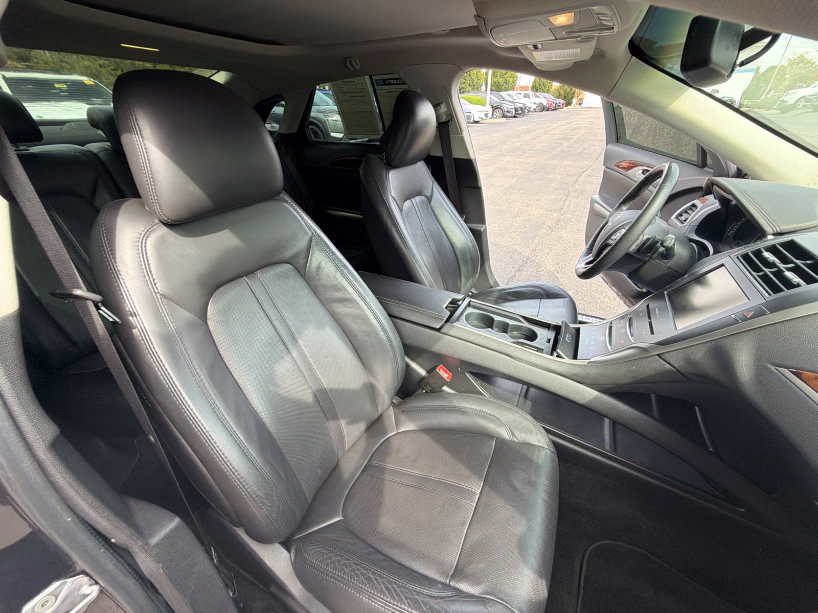 Used 2013 Lincoln MKZ FWD image 24
