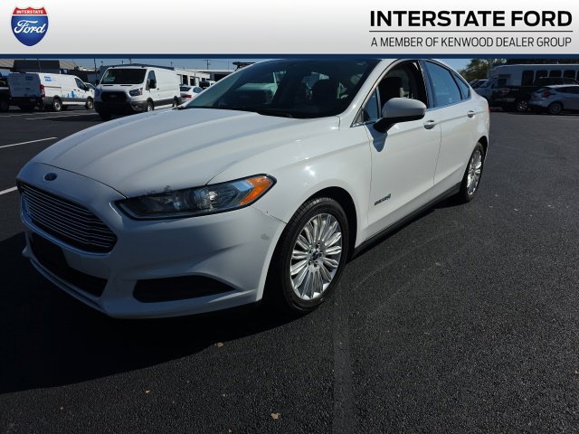 Used 2016 Ford Fusion S FWD image 1