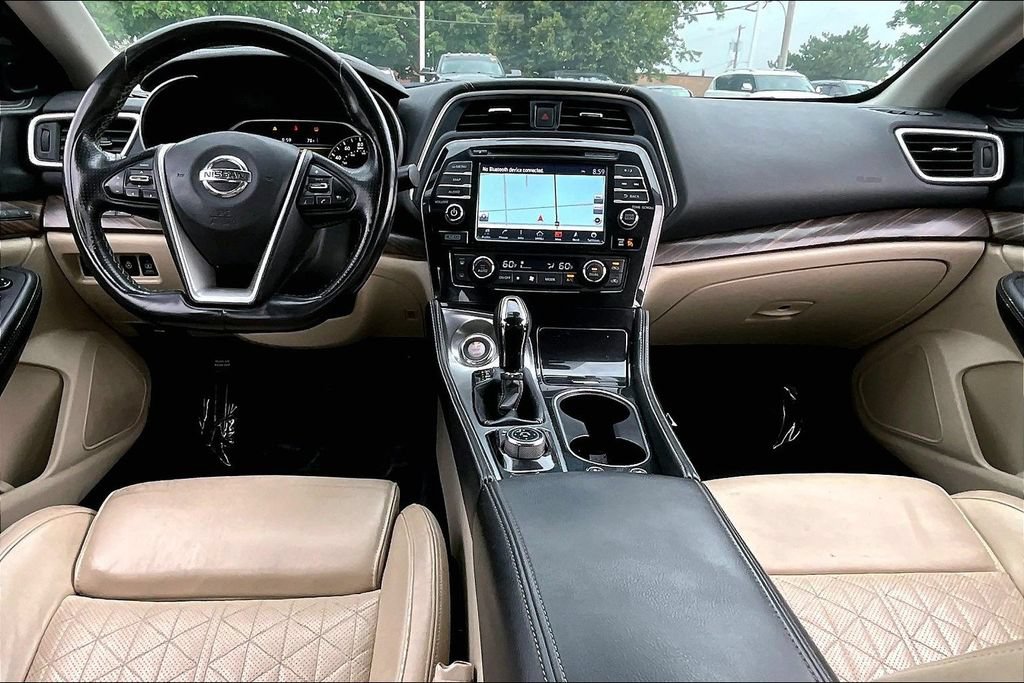 Used 2016 Nissan Maxima Platinum FWD image 21