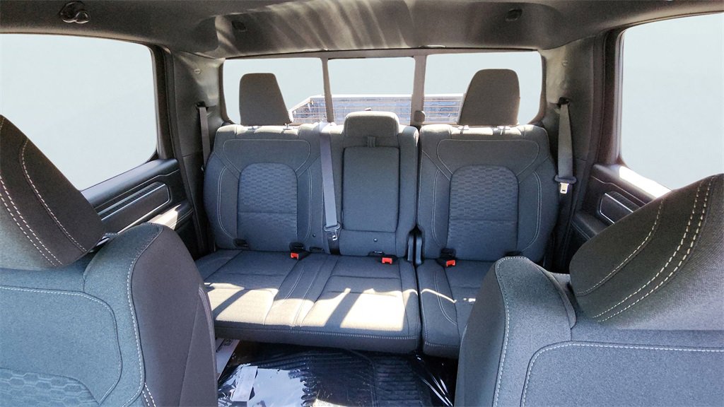 New 2026 RAM 1500 4x4 Crew Cab image 15