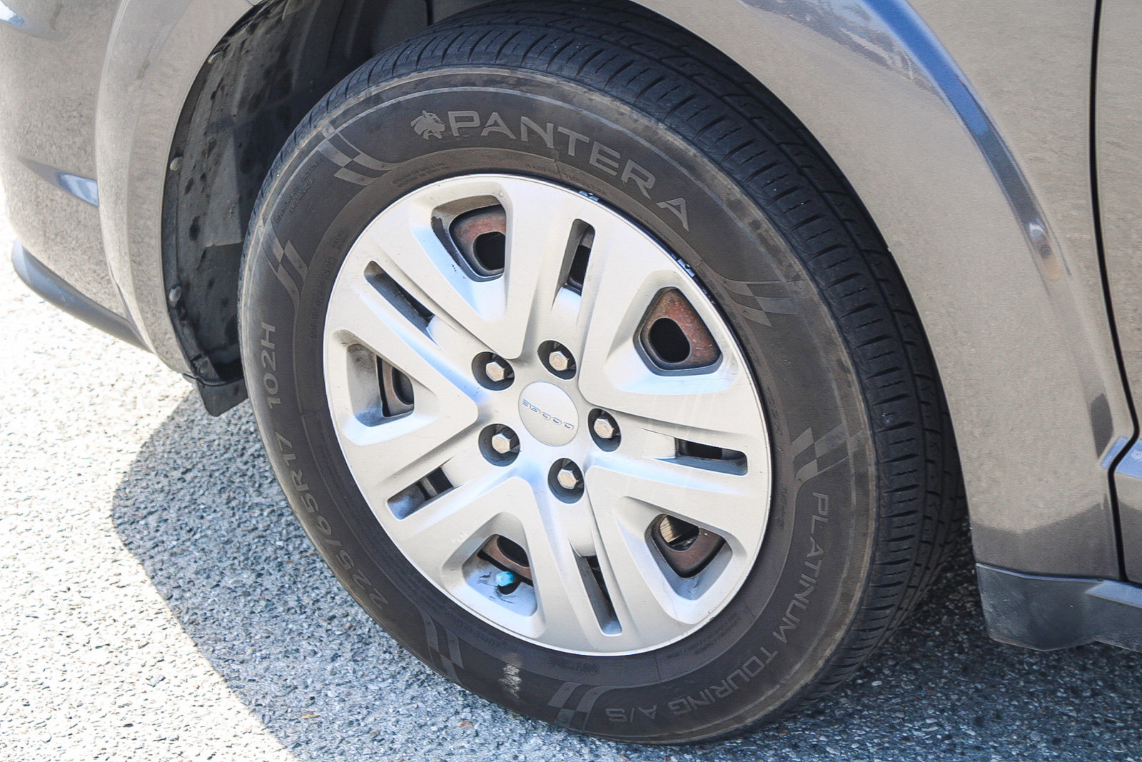 Used 2020 Dodge Journey SE FWD image 13