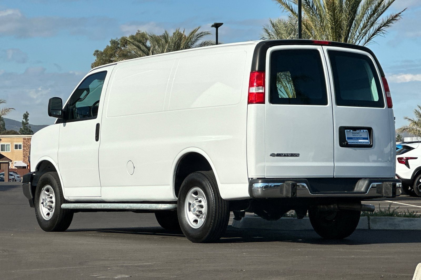 Used 2023 Chevrolet Express 2500 w/ Driver Convenience Package image 6