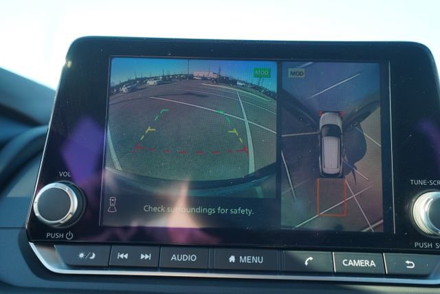 Used 2023 Nissan Rogue SL image 29