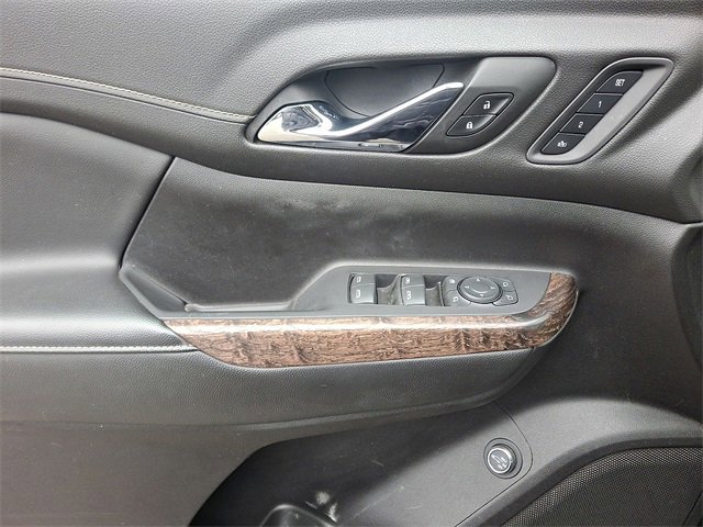 Used 2023 GMC Acadia Denali w/ Black Diamond Edition image 13