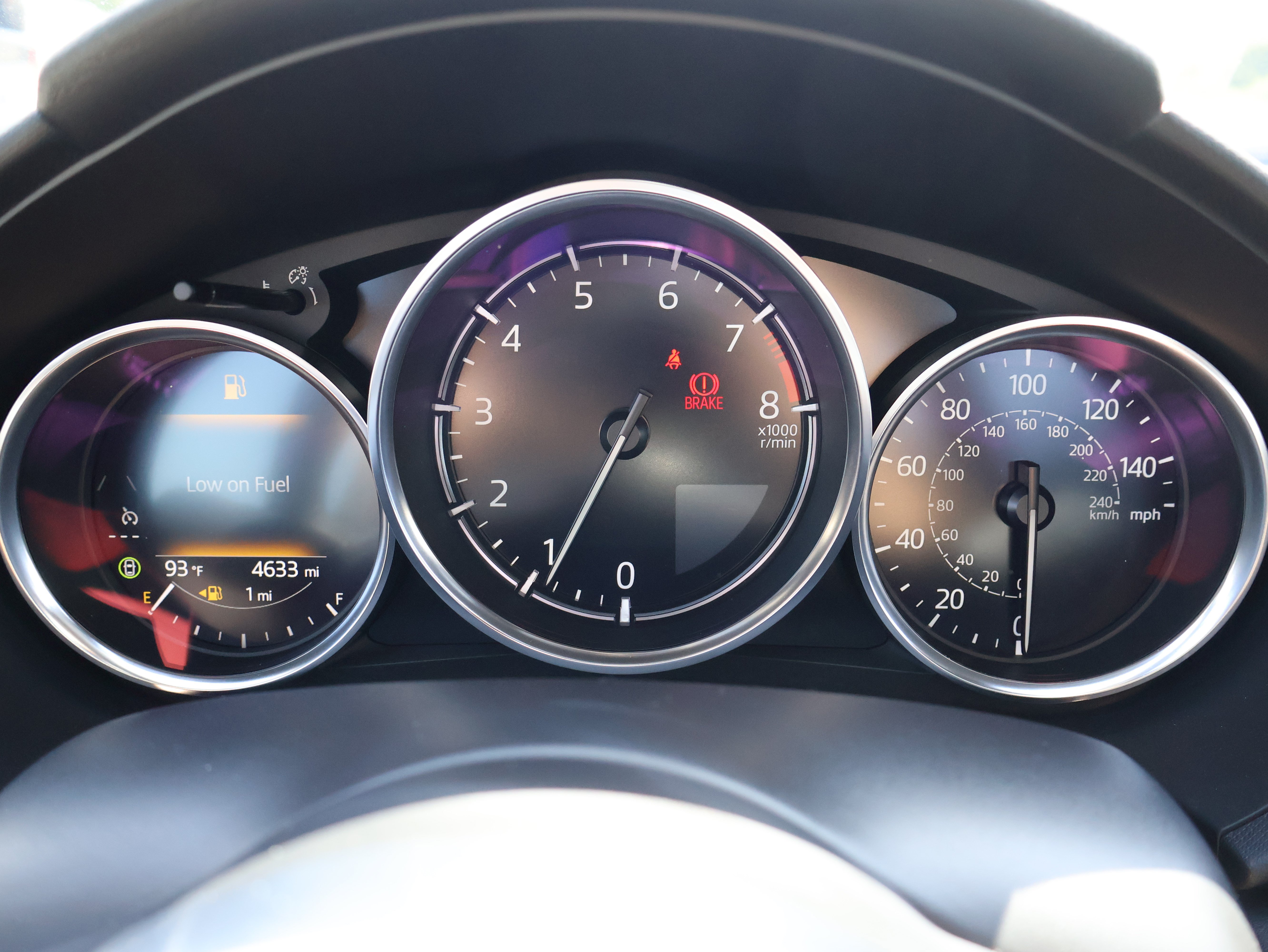 Certified 2025 MAZDA MX-5 Miata Club RWD image 30