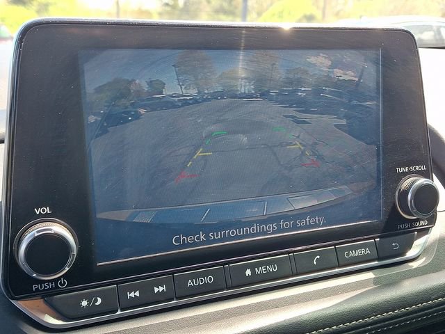 Used 2024 Nissan Rogue SV AWD/4WD image 19