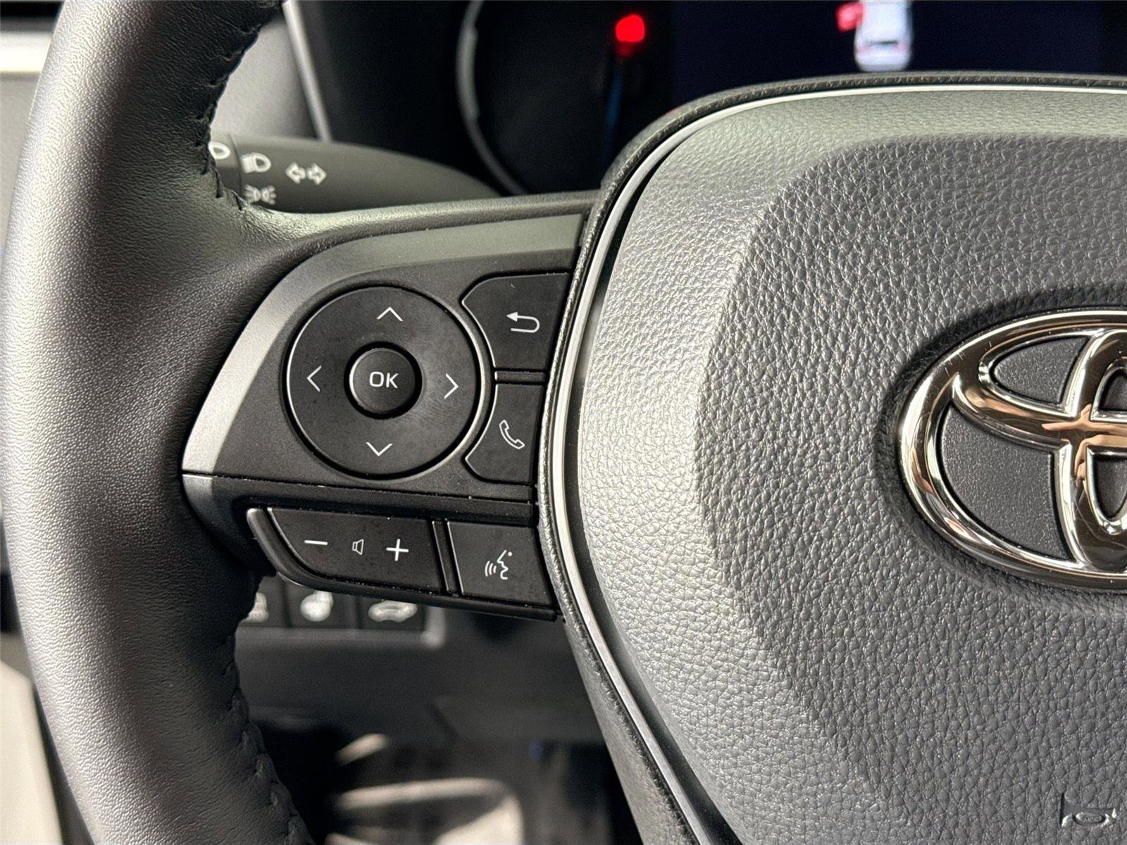 Certified 2022 Toyota RAV4 XSE image 17