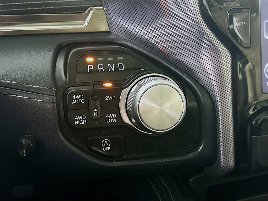 Used 2020 RAM 1500 Limited image 16