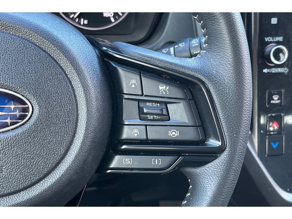 Used 2025 Subaru Forester Premium image 36