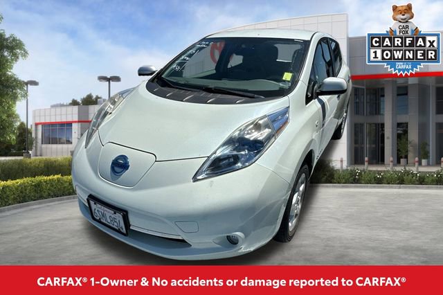 Used 2011 Nissan Leaf FWD image 2