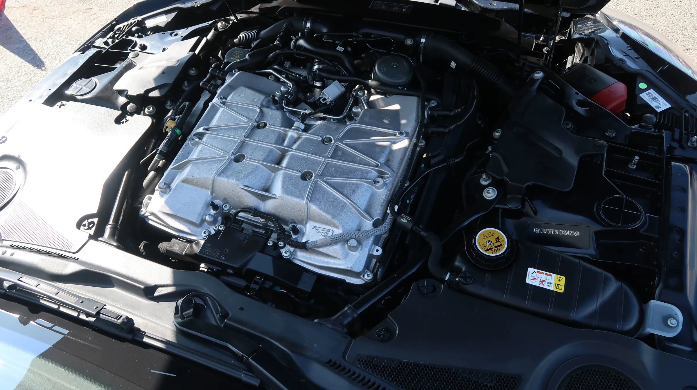 Used 2020 Jaguar F-TYPE SVR image 43