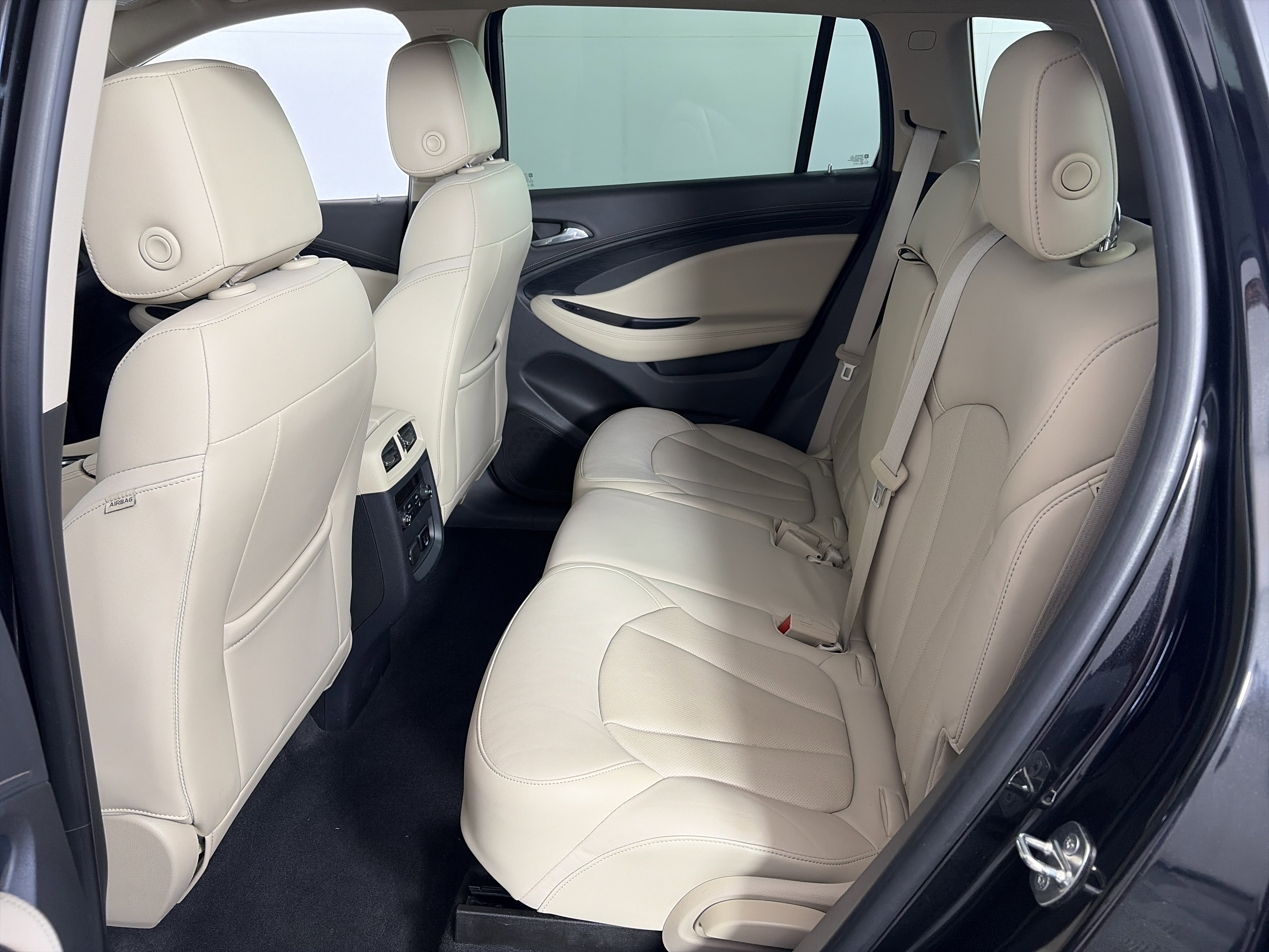 Used 2017 Buick Envision Essence AWD/4WD image 7